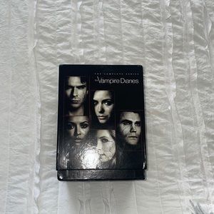 The Vampire Diaries full series DVDs